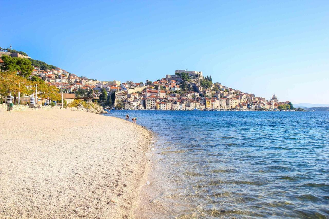 V Apartment Σίμπενικ Εξωτερικό φωτογραφία