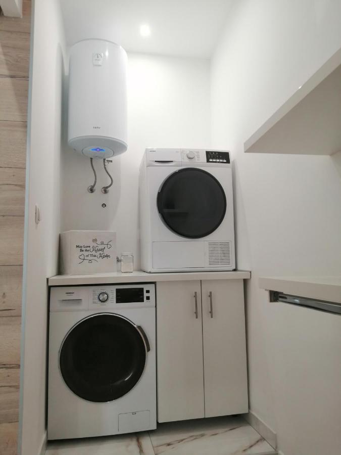 V Apartment Σίμπενικ Εξωτερικό φωτογραφία