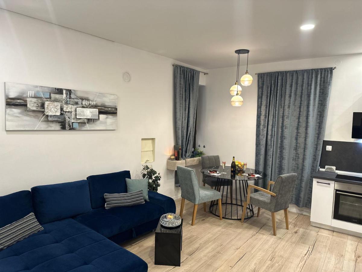 V Apartment Σίμπενικ Εξωτερικό φωτογραφία