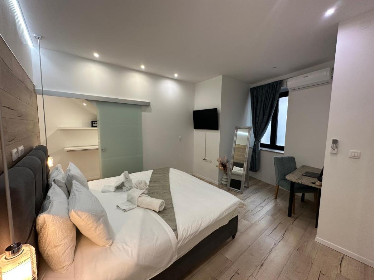 V Apartment Σίμπενικ Εξωτερικό φωτογραφία
