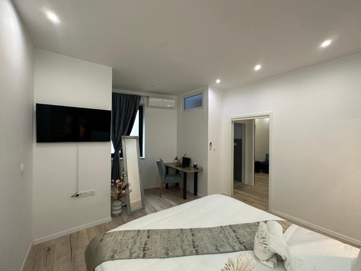 V Apartment Σίμπενικ Εξωτερικό φωτογραφία